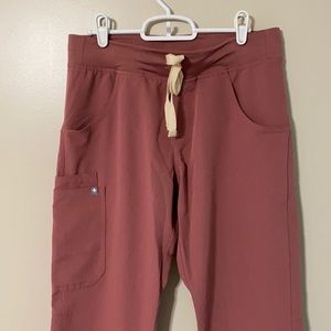 Figs Kade Scrub Pants in Mauve